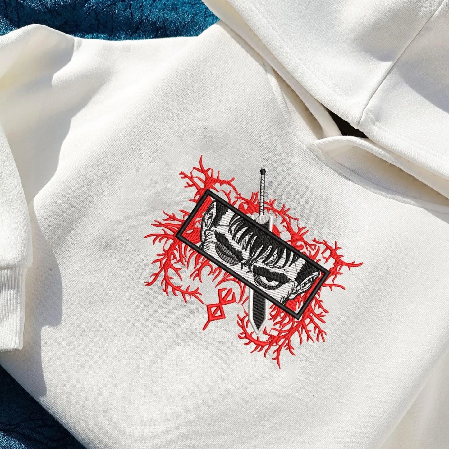 Berserk Anime Hoodie, Bestickter Kapuzenpullover | Embroidered Streetwear Hoodie