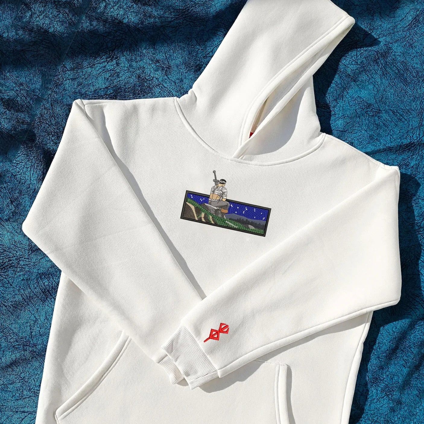 Berserk Guts Inspiriert bestickter Hoodie | Embroidered Anime Hoodie | Unisex