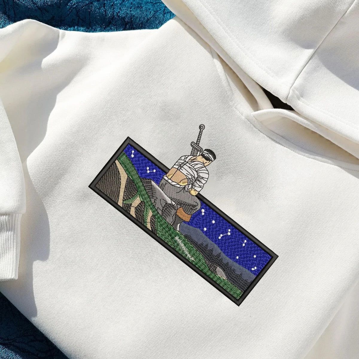 Berserk Guts Inspiriert bestickter Hoodie | Embroidered Anime Hoodie | Unisex